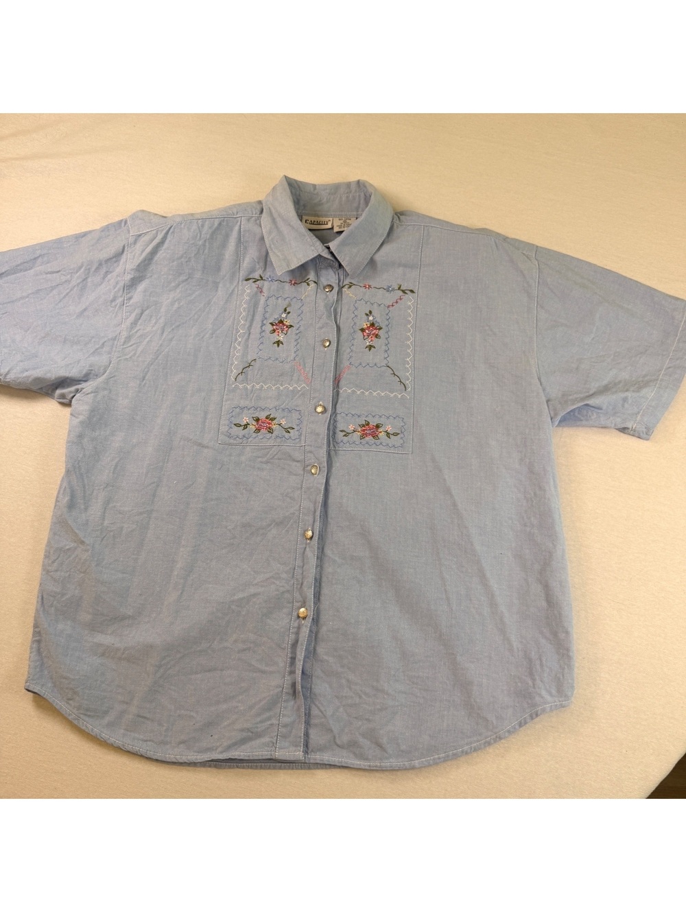 Capacity Vintage Chambray Embroidered Western Shirt Medium M